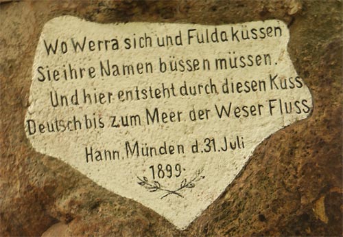 Beschriftung auf dem Weser - Stein