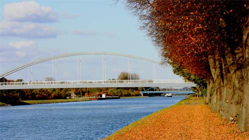 Greven; Radeln am Dortmund - Ems - Kanal, auch im Herbst ein Vergnügen