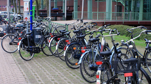 Einer der vielen Fahrrad - Parkplätze in Bocholt