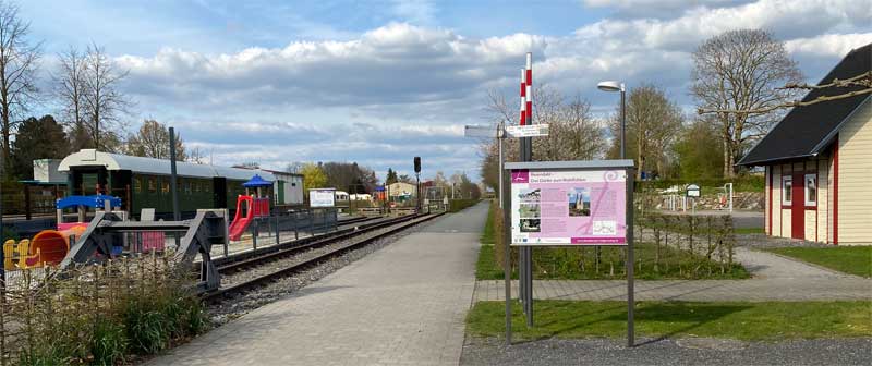 Blick vom Alten Bahnhof über die Radstrecke