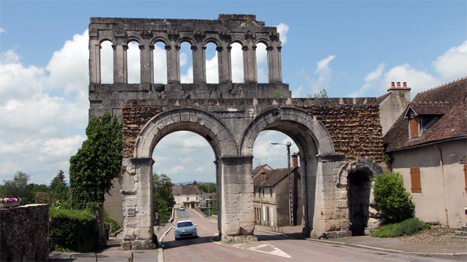 Römisches Stadttor Porte d'Arroux.